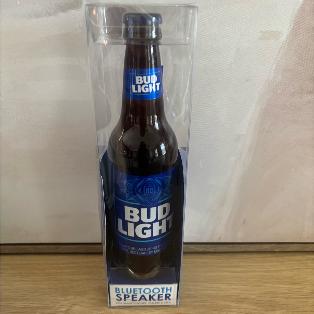 Bud Light Bluetooth Bottle Speaker